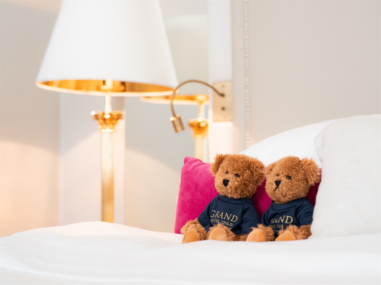 Bamser i sengen på Grand Hotel Oslo