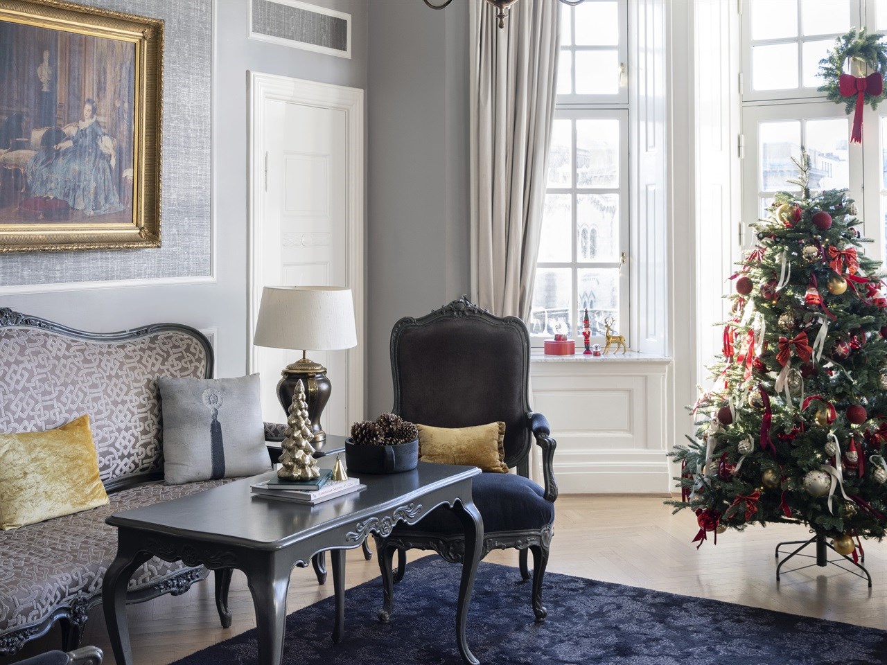 Christmas Suite overlooking Karl Johans Gate