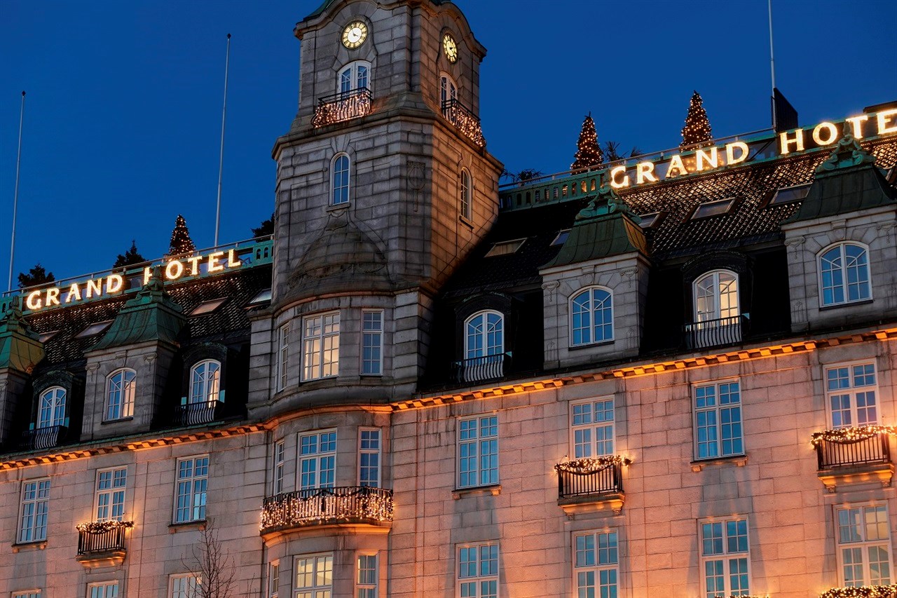 Julepyntet fasade, Grand Hotel Oslo