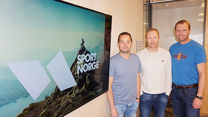 NOMINERT: Tor-Andre Skeie (t.h.) sammen med sine to medeiere i Sport Outlet (og Sport Norge), Odd Arne Larsen og Frode Skeie. FOTO: SPORT NORGE