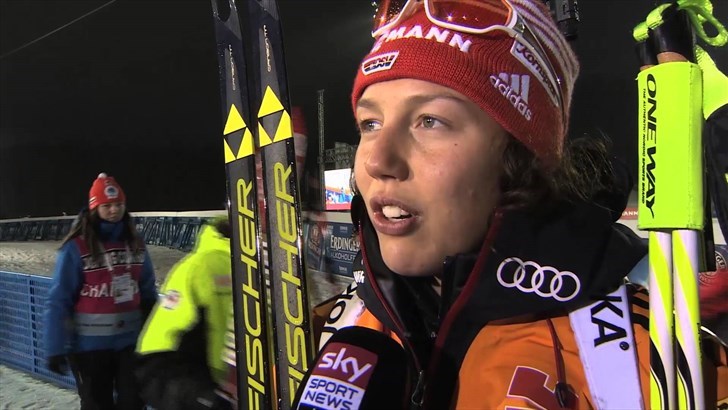 FISCHER-DRONNING: Laura Dahlmeier, var skiskytings-VM store dronning med fem gull og et sølv. Hun bruker Fischer.