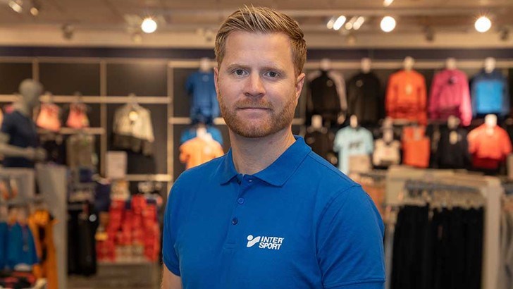 – Vi opererer i et voksende marked. Nordmenn elsker sportsutstyr. Vi må bare bli bedre til å tjene penger på dette markedet, sier Lars Kristian Lindberg, administrerende direktør i
Gresvig AS.
